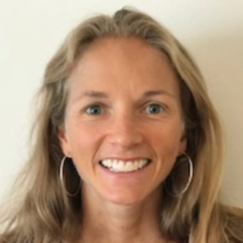 Headshot of Karabeth Vanick, LICSW