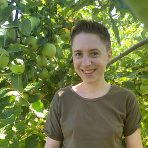 Headshot of Rachel Teichman, LCSW