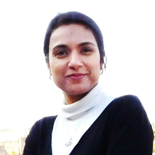 Headshot of Erum Agha, LCSW