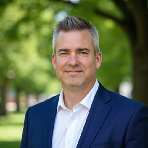 Headshot of J Ryan Moore, LPCC_S