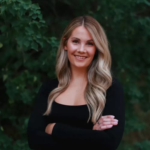 Headshot of Amanda Flowers, LCPC