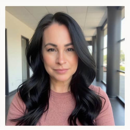 Headshot of Esmeralda Ramirez De Carrion, LCSW