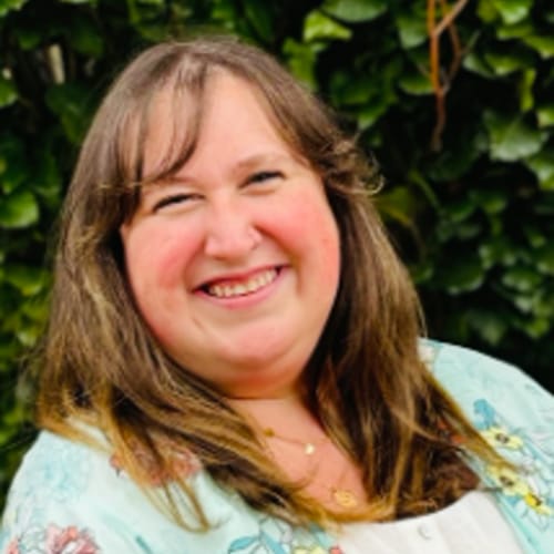 Headshot of Katie Veraldi, LPC