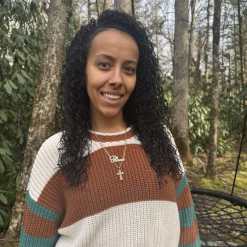 Headshot of Paloma Ortiz, LPC