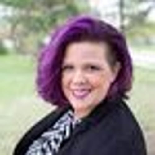 Headshot of Shannon Cagle, LCPC