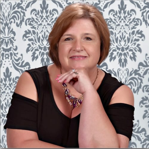 Headshot of Mary Lopusnak, LCSW