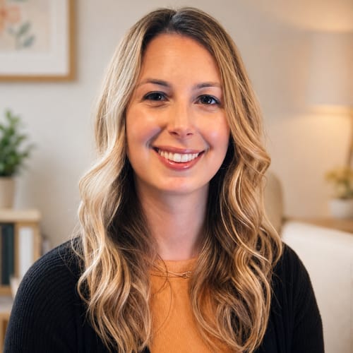 Headshot of Kaela Pefley, LMFT