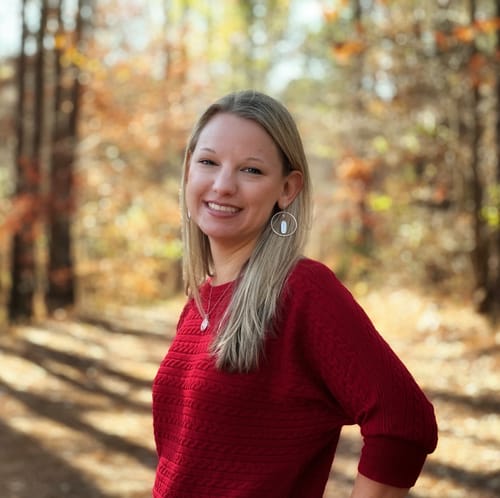 Headshot of Lindsay Diamond, LCSW