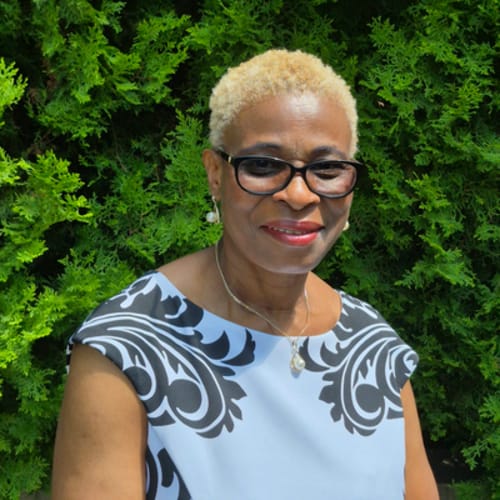 Headshot of Gloria Nwagbara, APRN_CNP