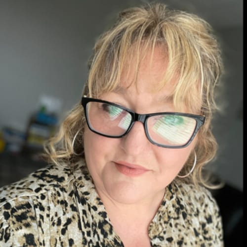 Headshot of Olga Wood, LPC
