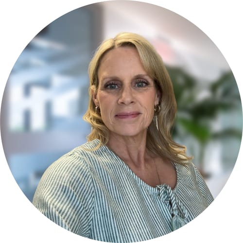 Headshot of Shelly Hinman, LPC