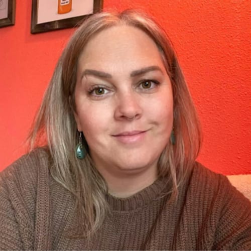 Headshot of Carrie Oliver, LICSW