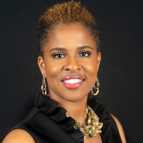 Headshot of Natolie Gray, LPC