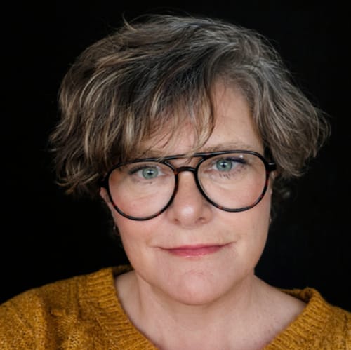 Headshot of Aimee Dinschel, LCSW