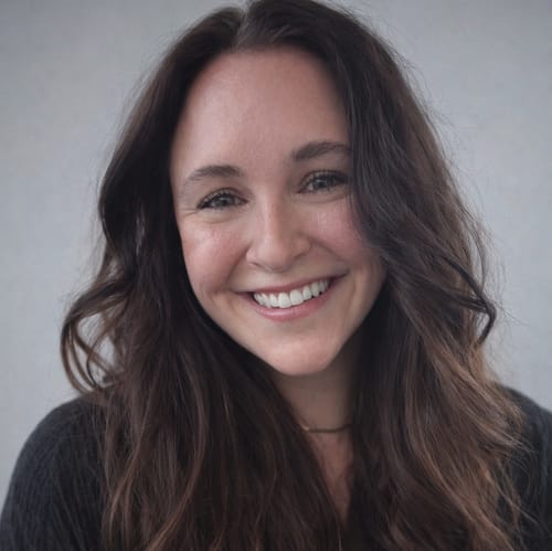 Headshot of Dana Charles, LMFT