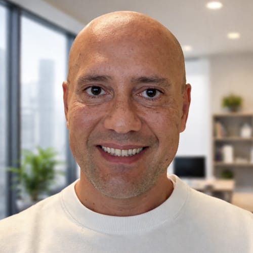 Headshot of Alejandro Anez Crespo, LPC