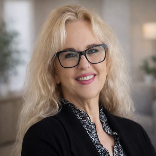 Headshot of Pamela Lees, LCPC