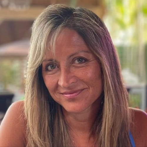 Headshot of Diana Grello, LMHC