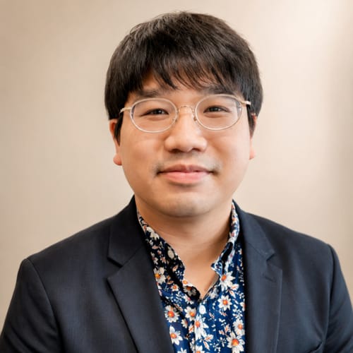 Headshot of Matthew Iong, LMHC