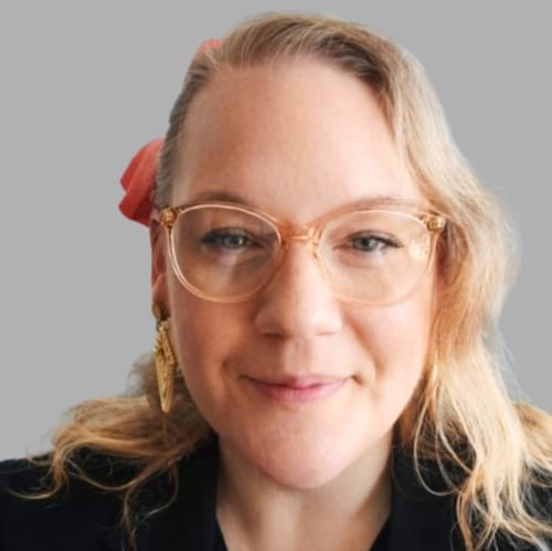 Headshot of Carolyn Mateo, LMHC_OUT_OF_STATE