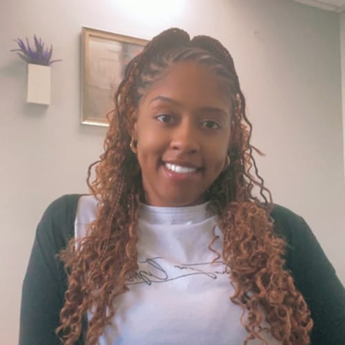 Headshot of Tamira Alston, LMHC