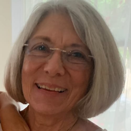 Headshot of Linda Fiesta, LCPC