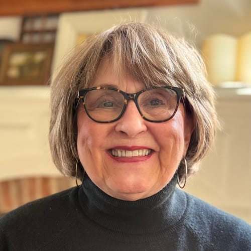 Headshot of Patricia Earnshaw, LCSW