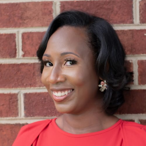 Headshot of Laurie Ford, LCMHC