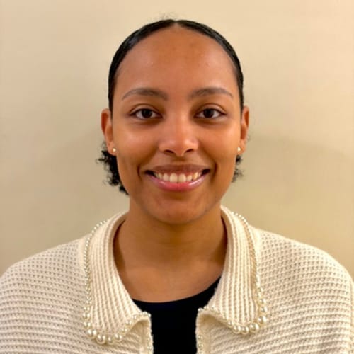 Headshot of Julines Reynoso, LCSW