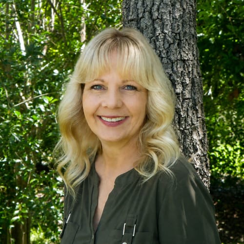 Headshot of Catheryn Phillips, LPC
