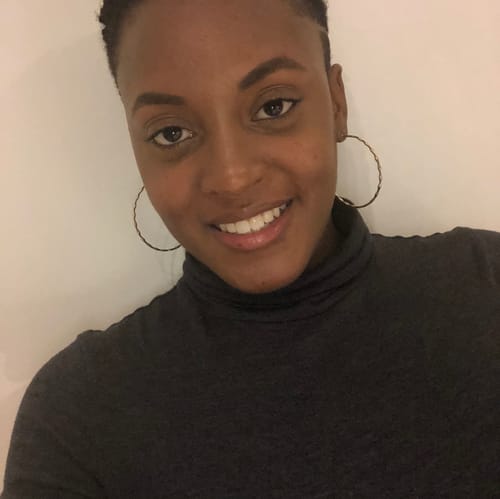 Headshot of Nakisha Saunders, LCSW