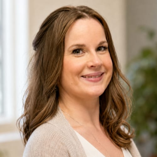 Headshot of Victoria Smoot, LMHC