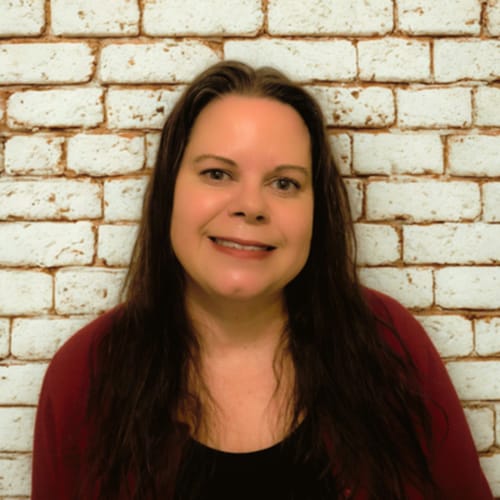 Headshot of Leslie Wilson, LPC