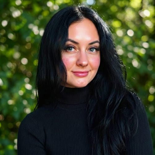 Headshot of Nicole Boudreault, LADC I