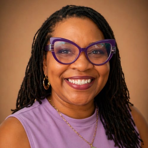 Headshot of Melanie Coates, LCPC