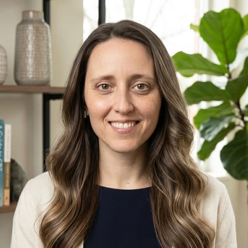 Headshot of Michaela Smith, LMHC