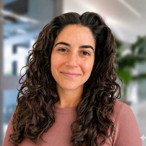 Headshot of Laurie Parsons, LCSW