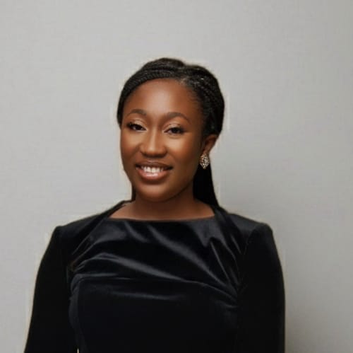Headshot of Mary Efobi, APN