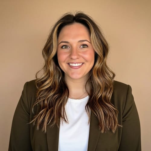 Headshot of Morgan Grisoff, LCSW
