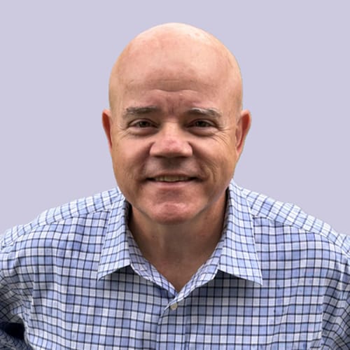 Headshot of Phillip Redden II, LMFT