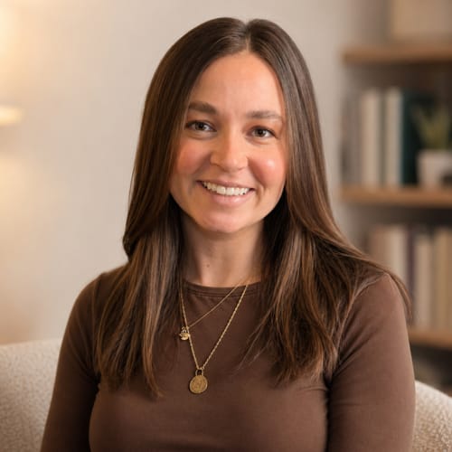 Headshot of Maggie Herriges, LICSW