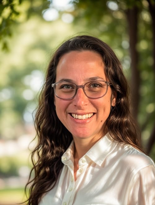 Headshot of Nancy Ford, CP