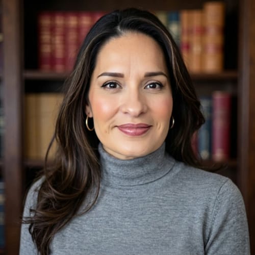 Headshot of Diana Centeno, APRN