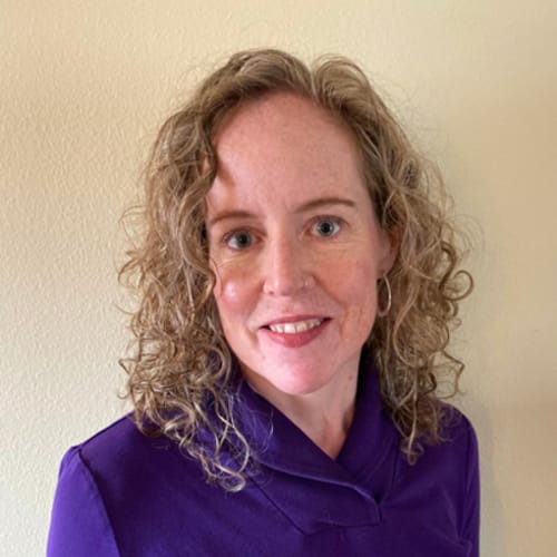 Headshot of Donna Goldstrom, LPC