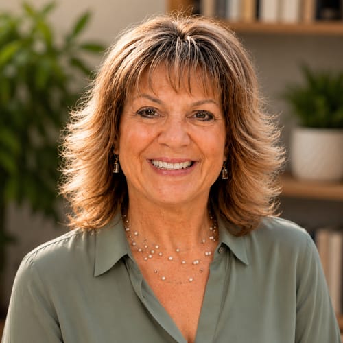 Headshot of Lauren Bontempo, LPC