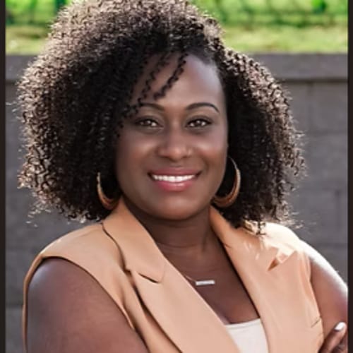 Headshot of Dori Exum, LCSW