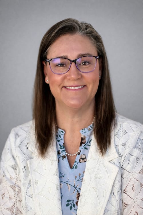 Headshot of Michele Ogburn, LIMHP