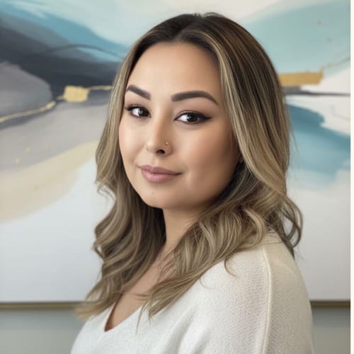 Headshot of Ashley Womer, LPC