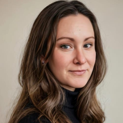 Headshot of Hilary Sees, LPC
