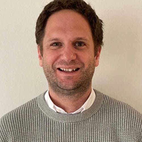Headshot of Peter Leopold, LICSW